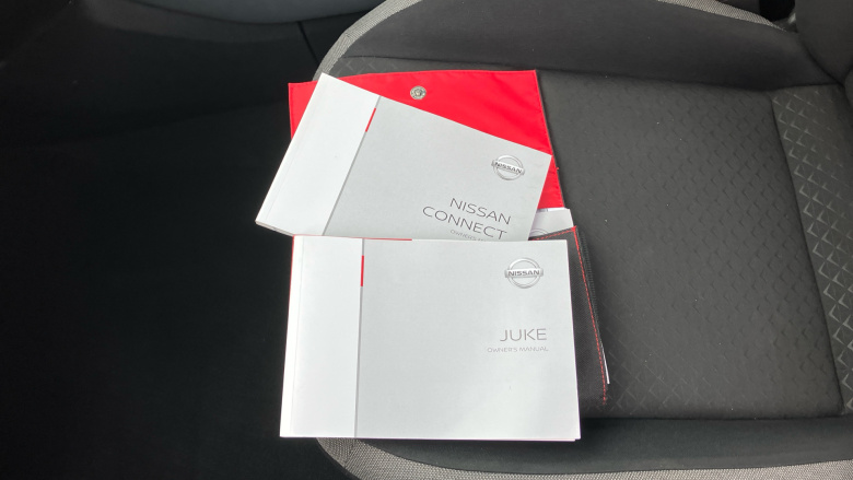 Nissan Juke 1.0 DiG-T N-Connecta 5dr Petrol Hatchback